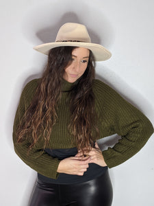 Bella Turtleneck Balloon Cropped Sweater - FabBossBabe