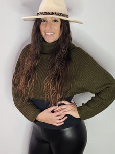 Bella Turtleneck Balloon Cropped Sweater - FabBossBabe